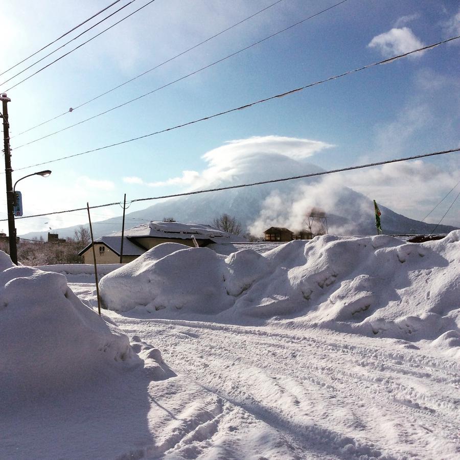 Niseko Tabi-Tsumugi Backpackers Hostel Кучан Екстериор снимка