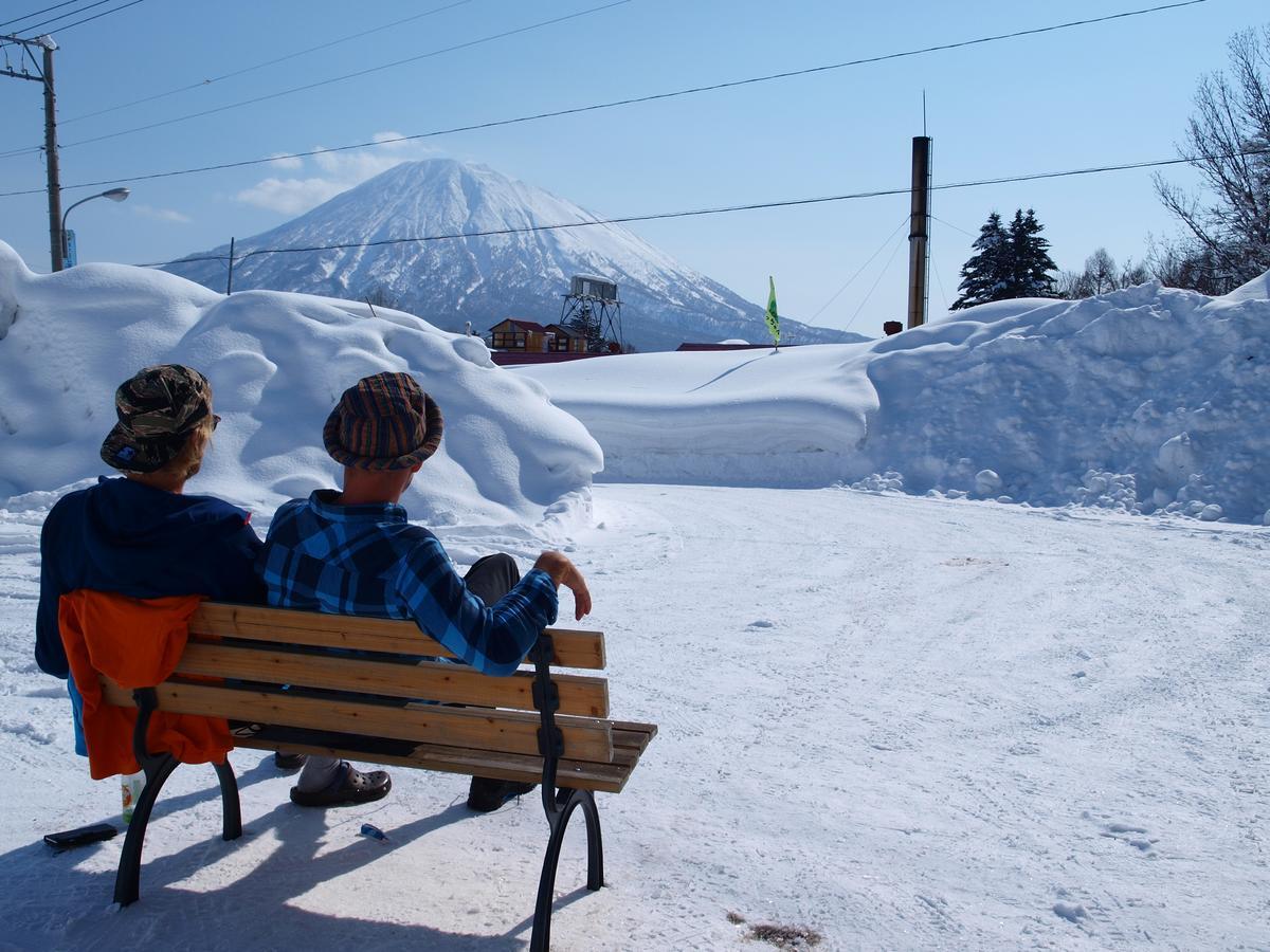 Niseko Tabi-Tsumugi Backpackers Hostel Кучан Екстериор снимка
