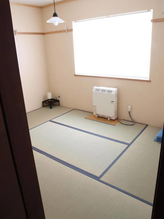 Niseko Tabi-Tsumugi Backpackers Hostel Кучан Екстериор снимка